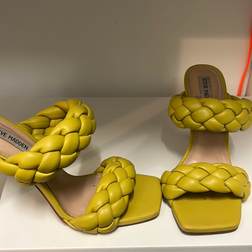 Steve Madden Lime Heels